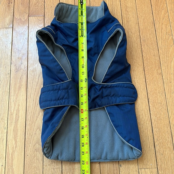 Eddie Bauer fleece lined waterproof jacket - Picture 4 of 11